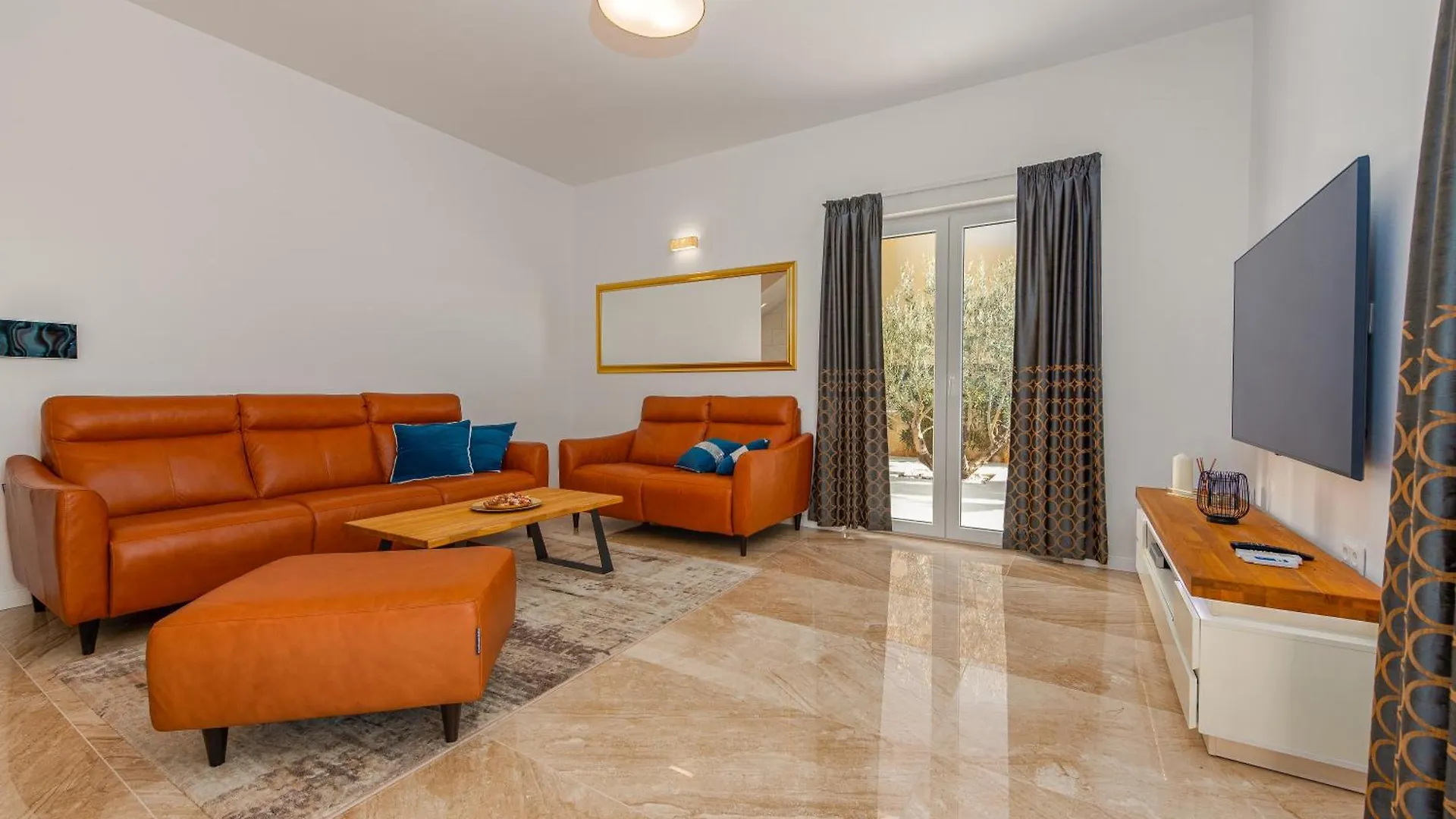 Luxury Villa Agape Ellita Vir