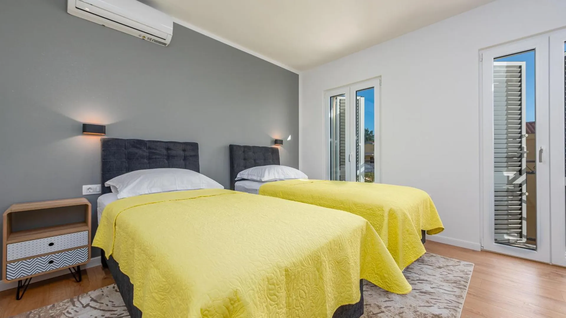 Luxury Villa Agape Ellita Vir