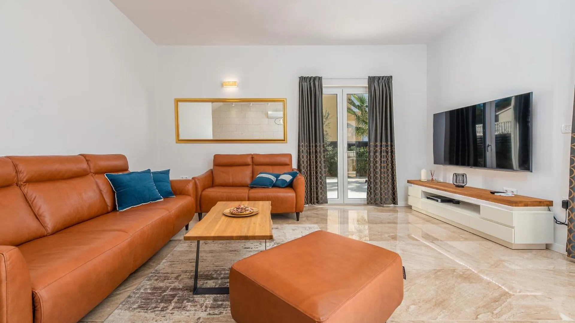 Luxury Villa Agape Ellita Vir