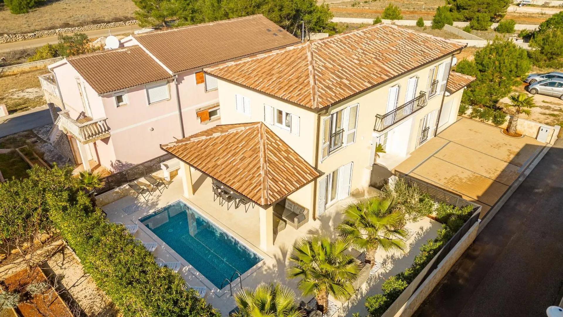 Luxury Villa Agape Ellita Vir