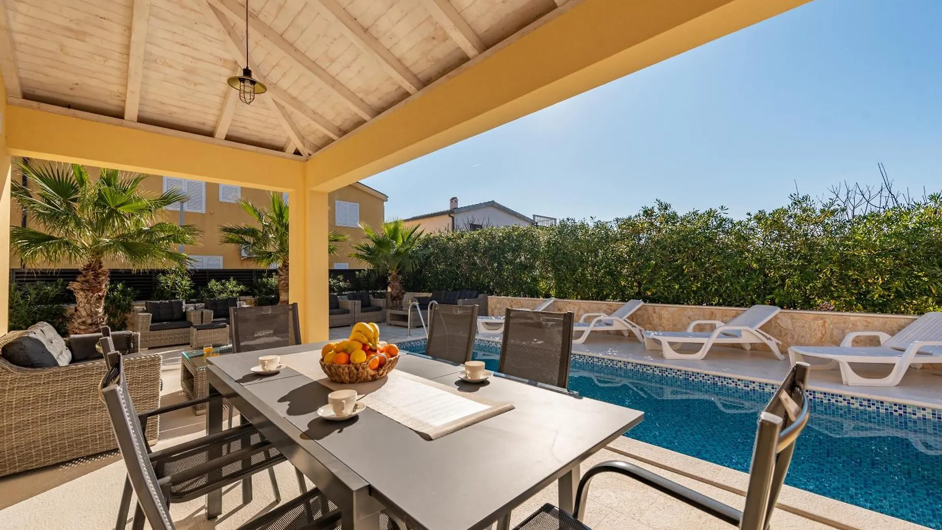 Luxury Villa Agape Ellita Vir