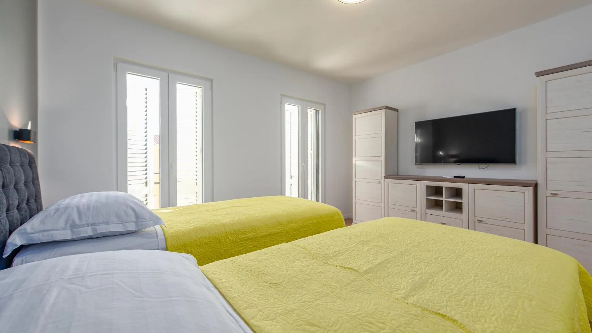 Luxury Villa Agape Ellita Vir