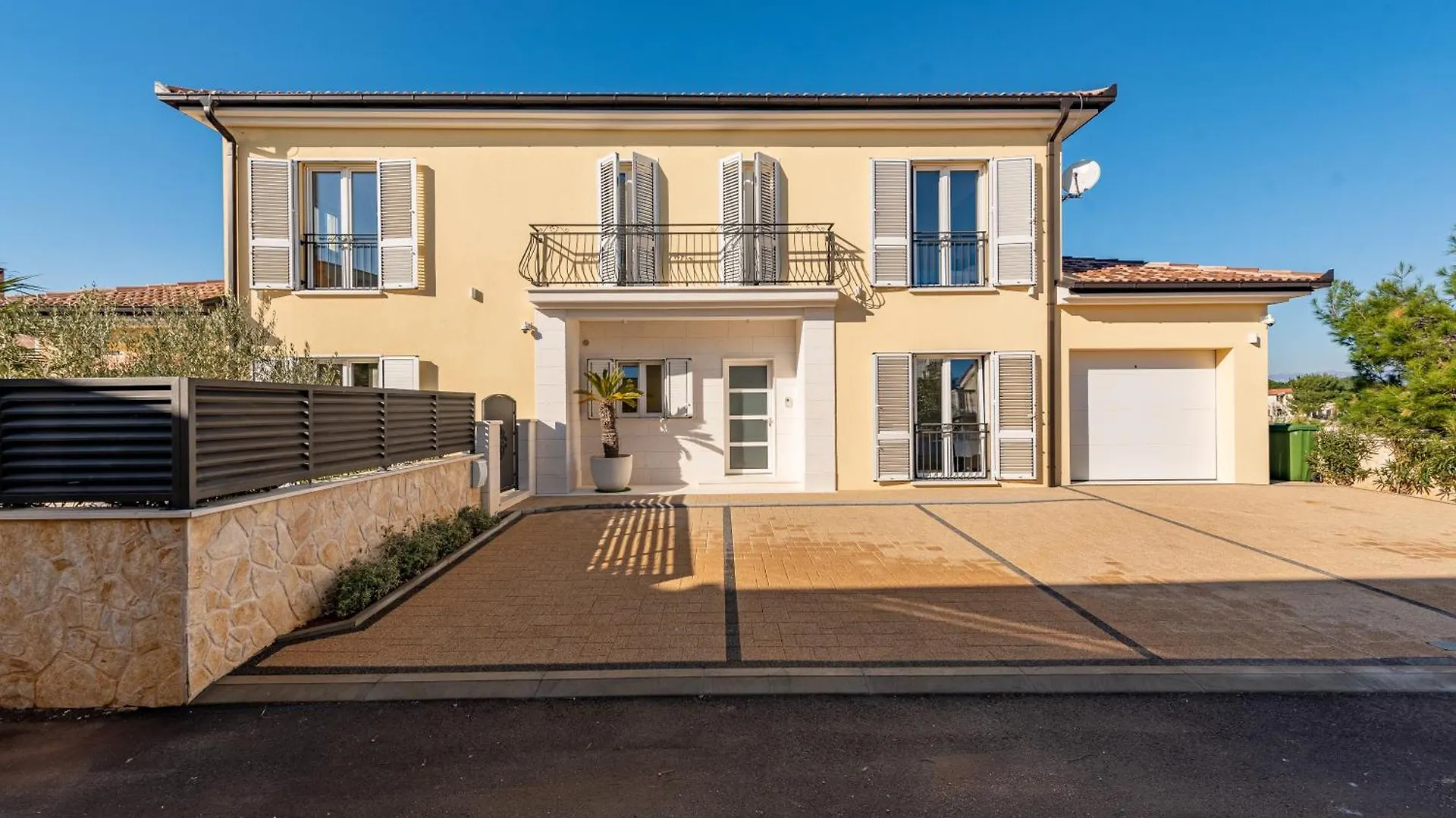 Luxury Villa Agape Ellita فير