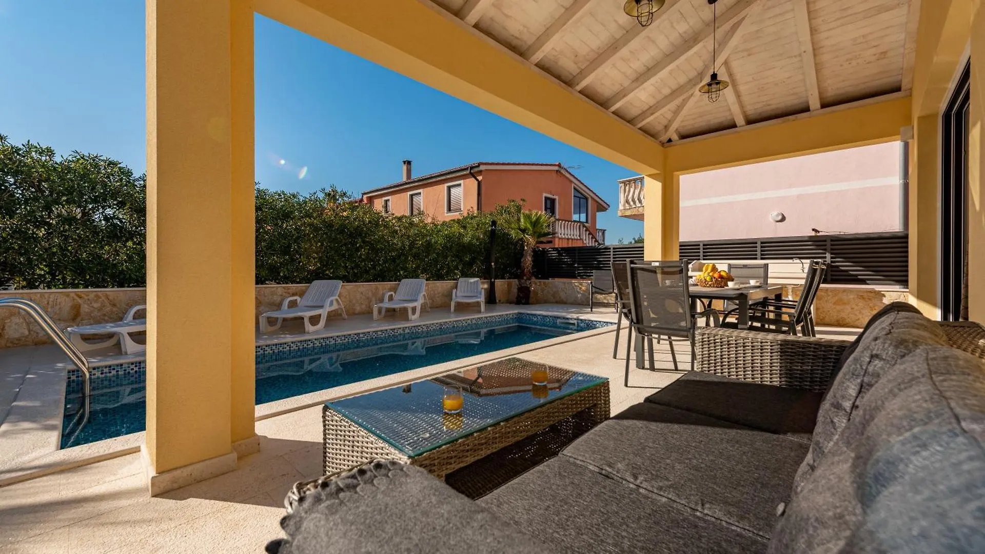 Luxury Villa Agape Ellita Vir 0*,