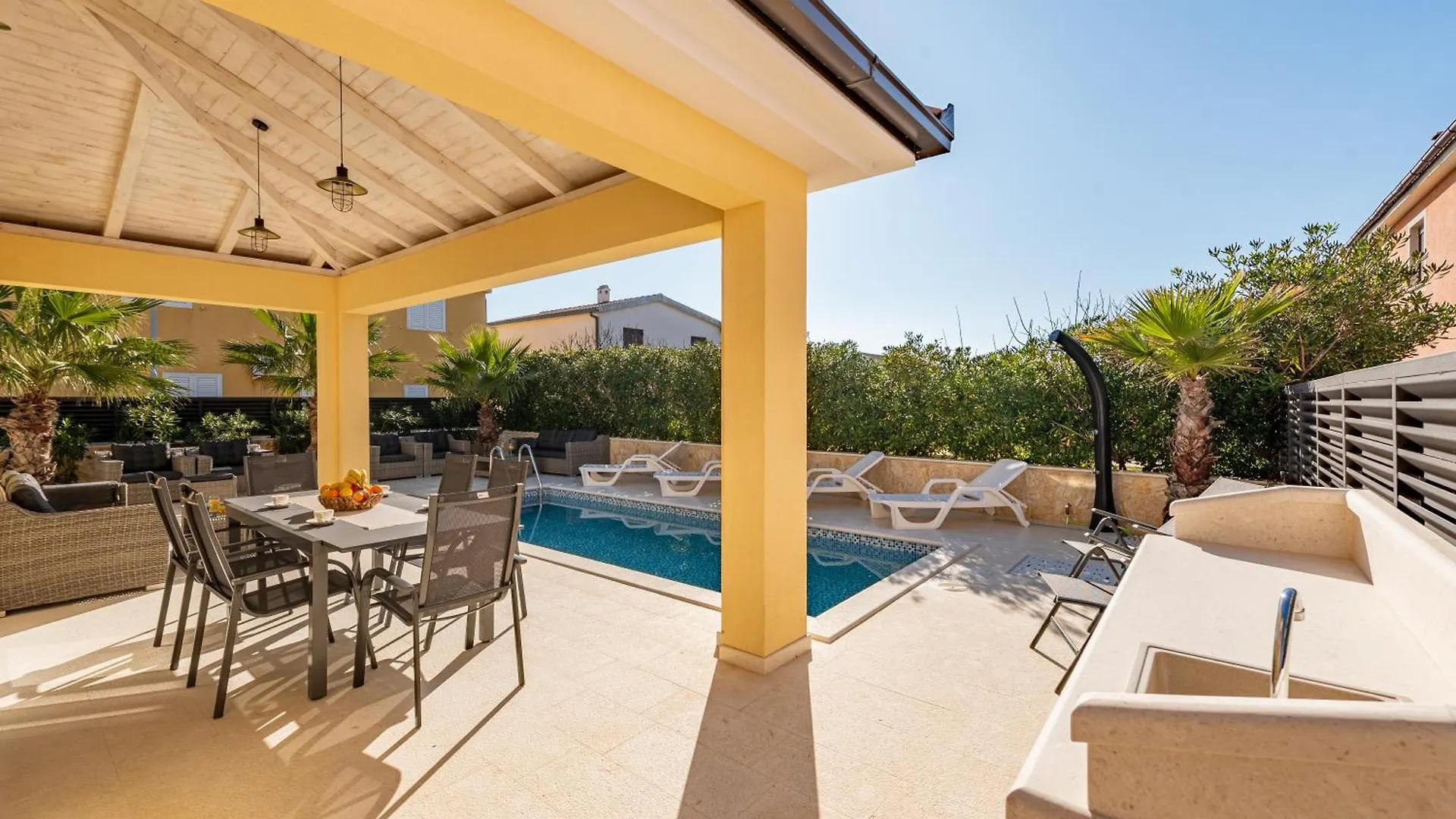 Luxury Villa Agape Ellita Vir