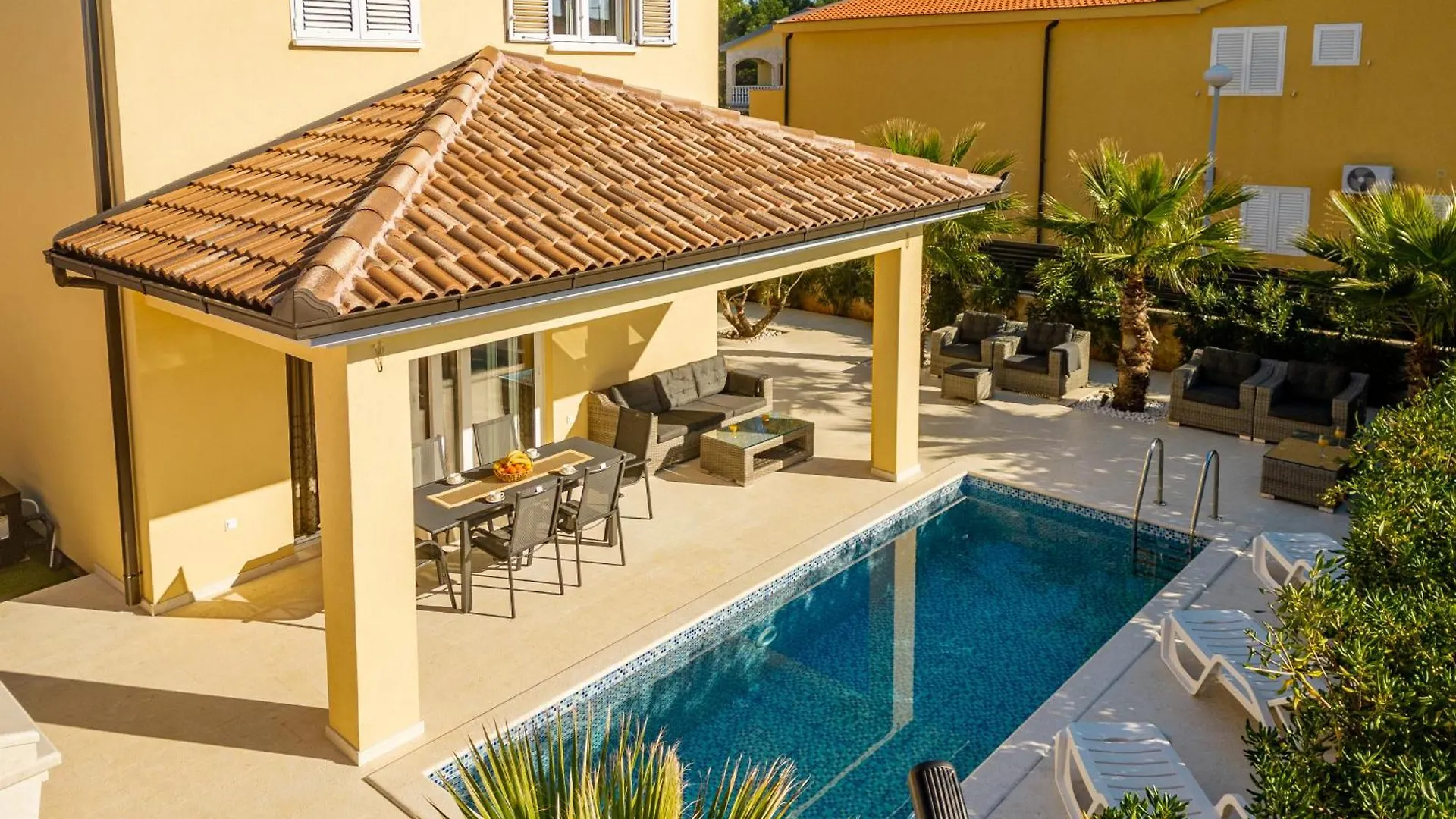 Luxury Villa Agape Ellita Vir