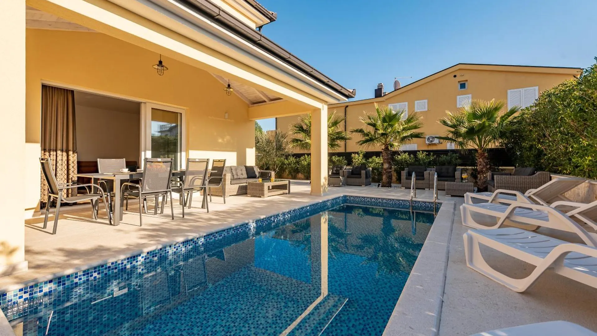 Luxury Villa Agape Ellita Vir