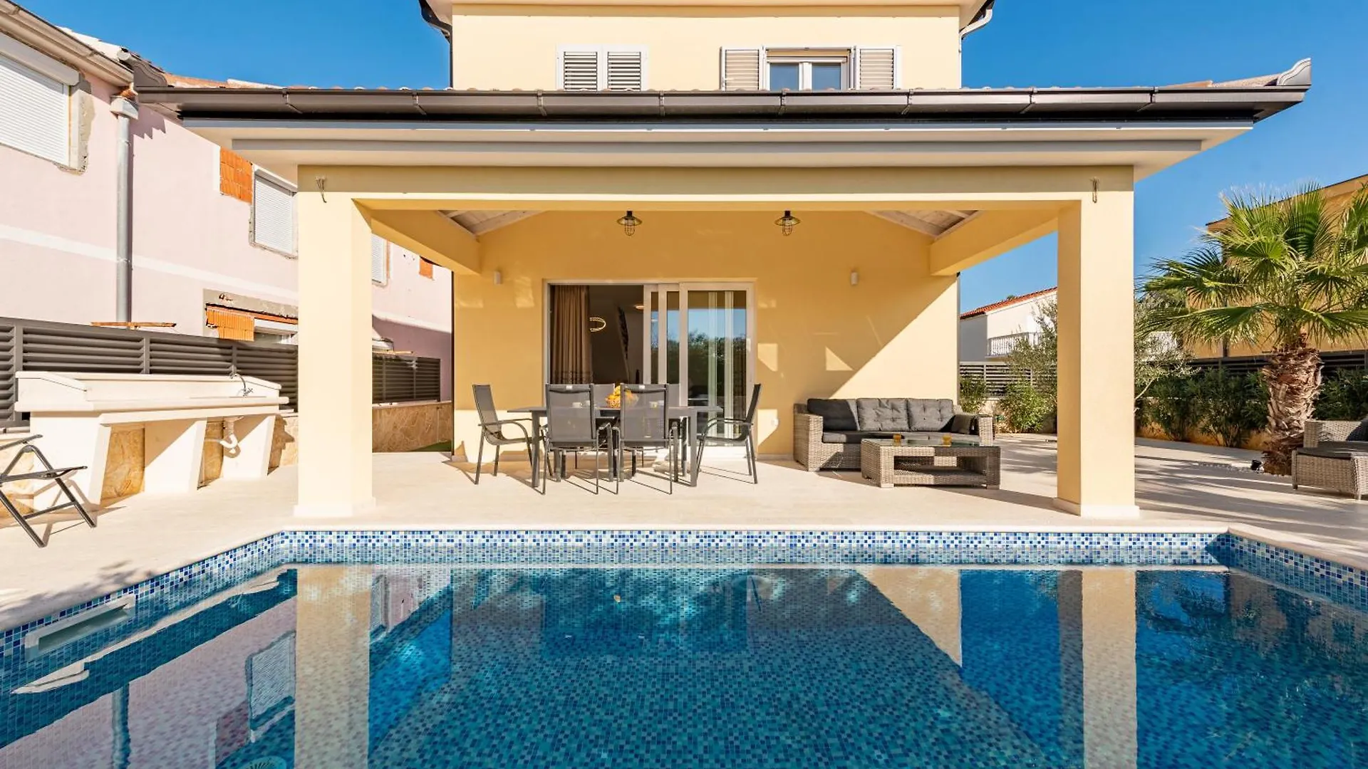 Luxury Villa Agape Ellita Vir