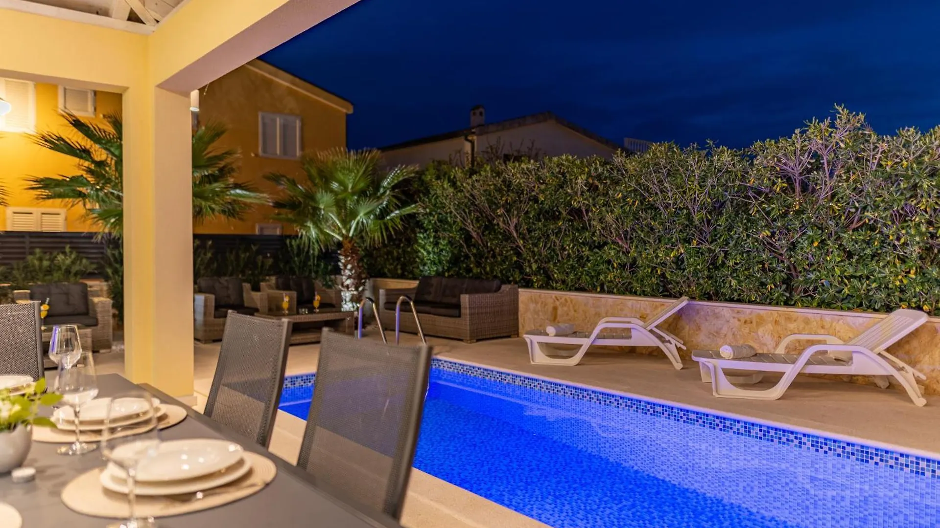Luxury Villa Agape Ellita Vir