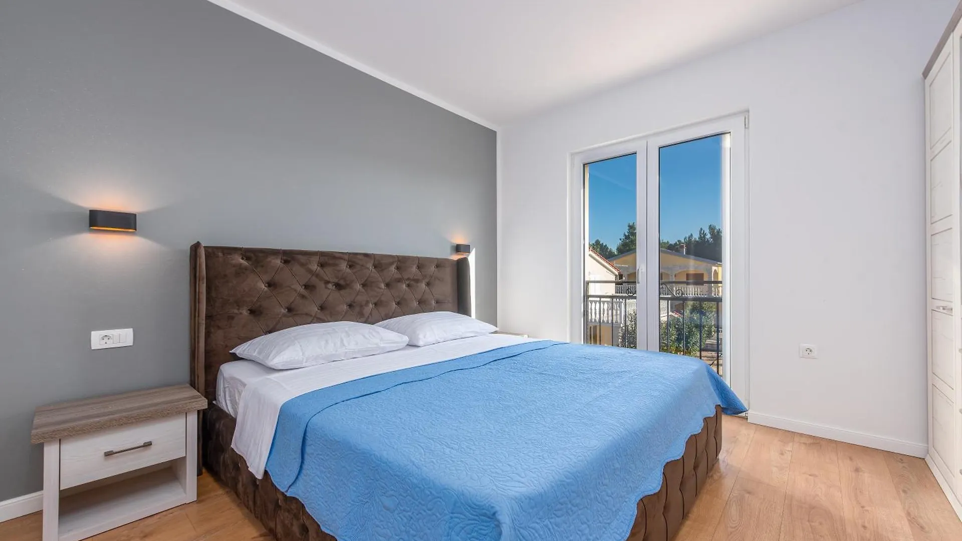 Luxury Villa Agape Ellita Vir