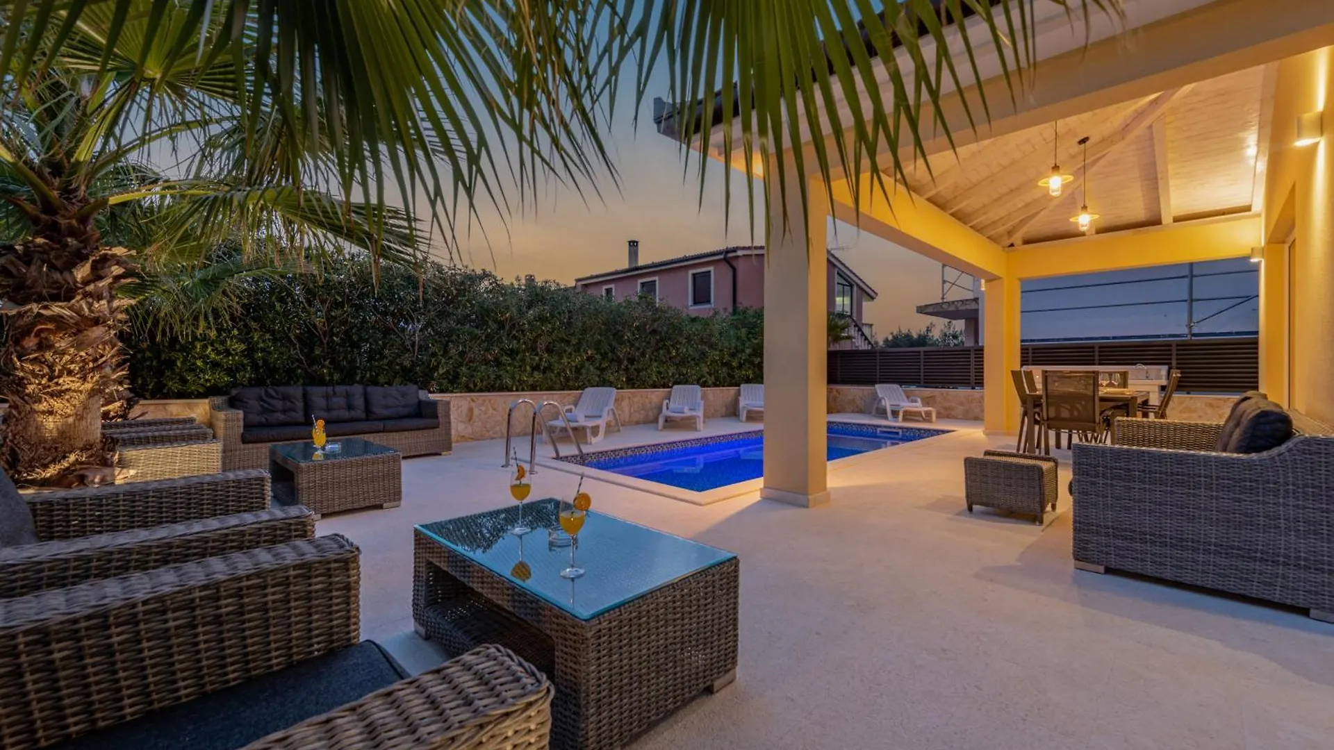 Luxury Villa Agape Ellita Vir